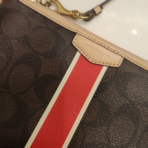 Like New Coach small wristlet..Gorgeous brown with red and white stripe! - Picture 3 of 10
